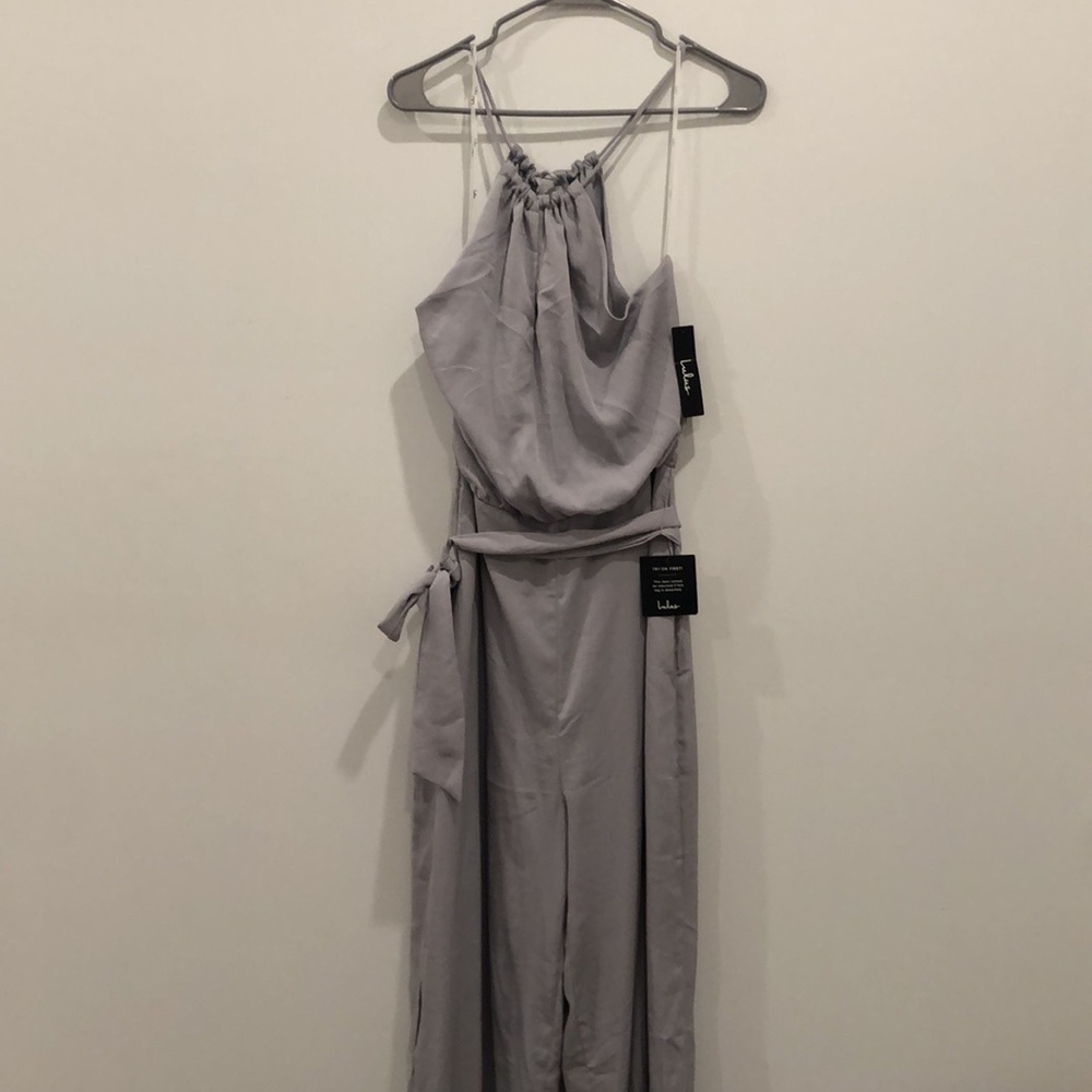 Lulu’s NWT Dance With You Light Grey Jumpsuit 🔥 Highly rated and sold out! - Picture 5 of 12
